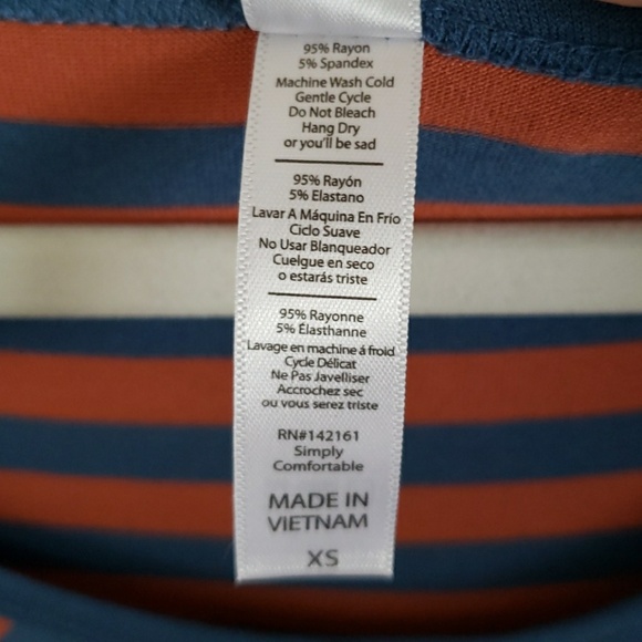 Lularoe Classic T - Picture 3 of 3